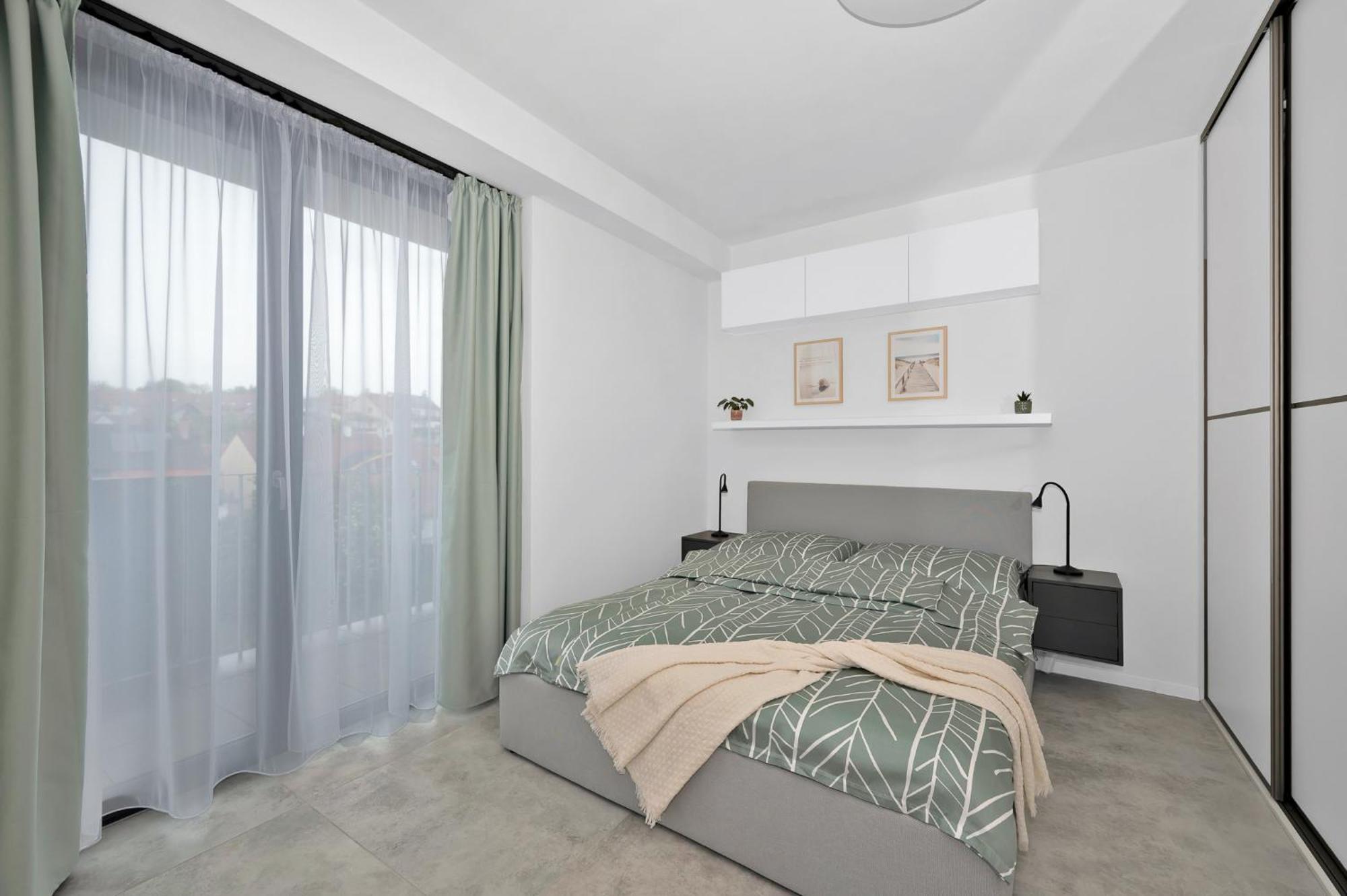 Fully Equipped Apartments With Terraces, Free Garage Parking, Netflix & Ac - By Apartmany Slapanice Cz Exterior photo