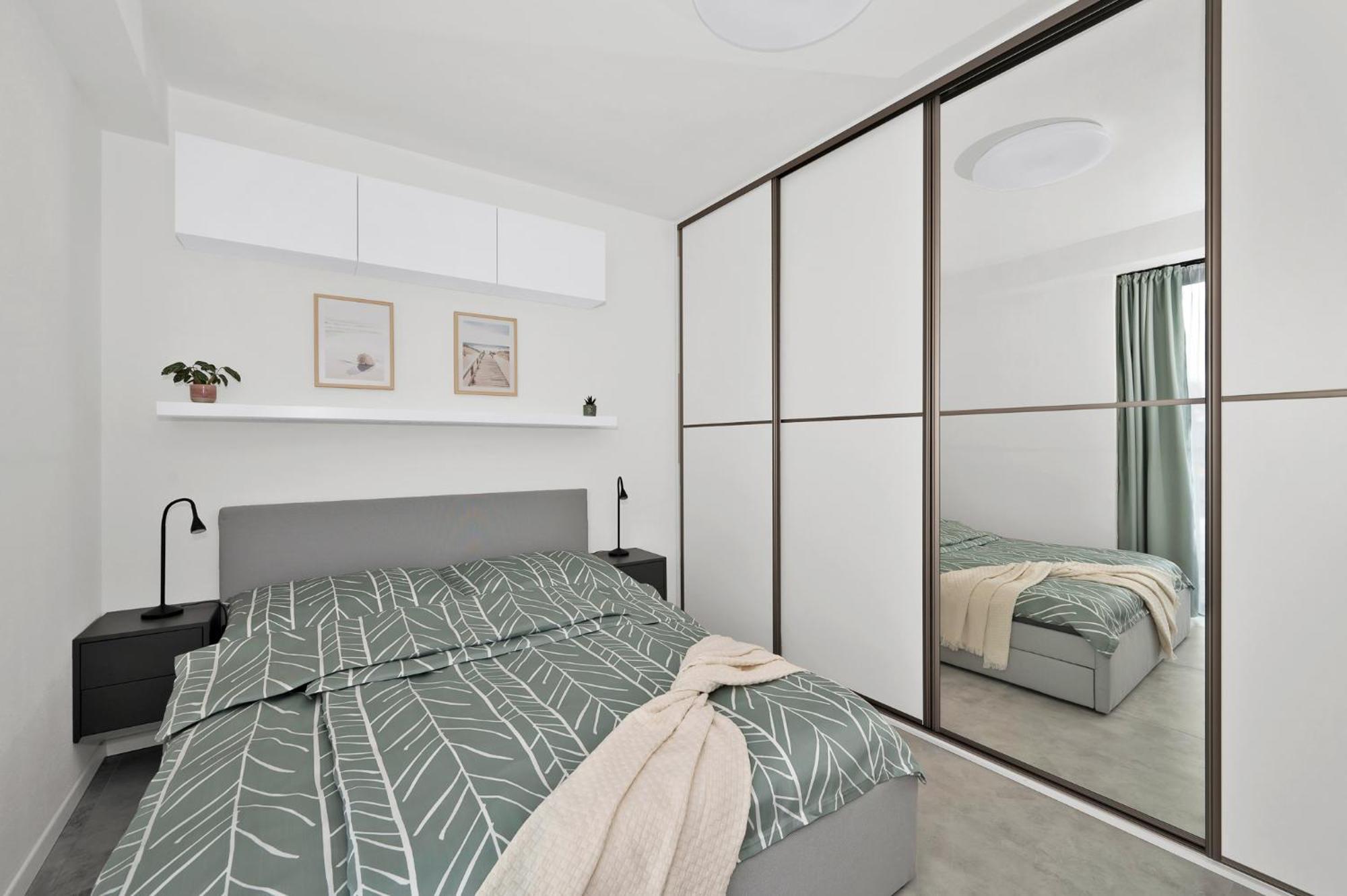 Fully Equipped Apartments With Terraces, Free Garage Parking, Netflix & Ac - By Apartmany Slapanice Cz Exterior photo